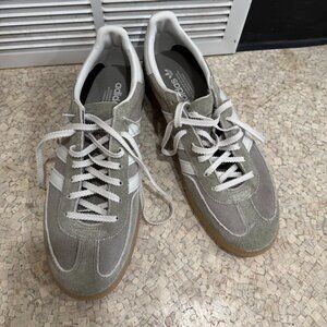 Womens Adiads Sambas